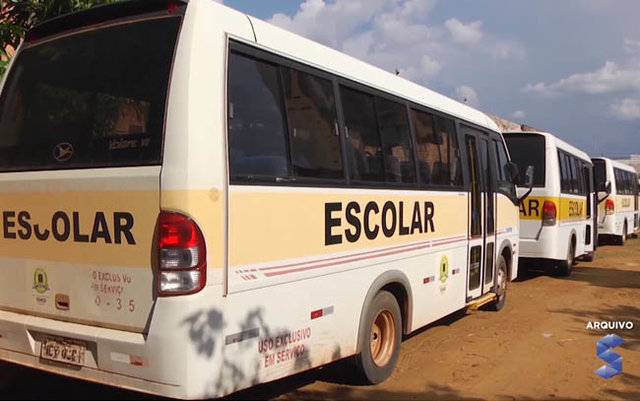 Empresa responsável pelo transporte rural retirou os ônibus de circulação - Gente de Opinião