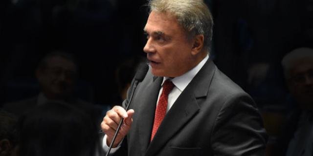 Senador Álvaro Dias Examina Divisão de Royalties ao Povo - Gente de Opinião