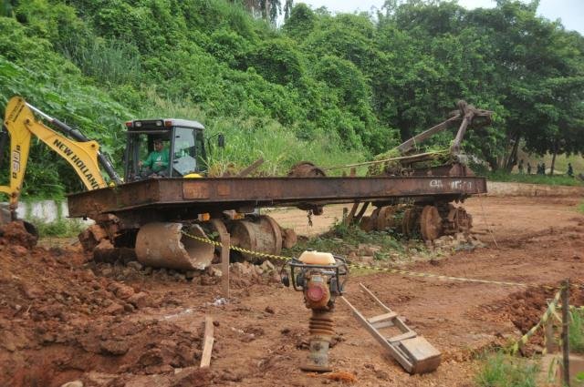 Hildon Chaves acompanha as obras na Estrada de Ferro - Gente de Opinião