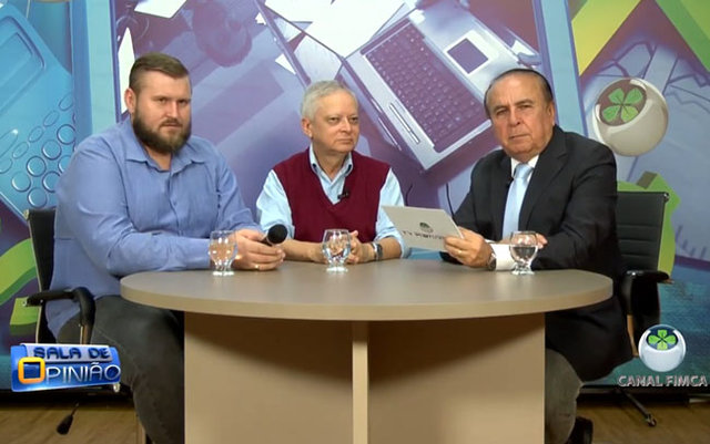  Dr. Aparício Carvalho conversa com os professores de engenharias da Faculdade Metropolitana - Gente de Opinião