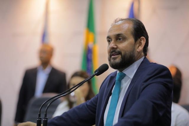 Laerte Gomes confirma empenho de R$ 350 mil para Prefeitura de Theobroma - Gente de Opinião