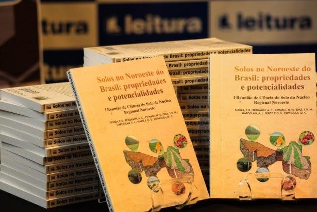 Livro escrito por autores da Embrapa apoiados por chamada da Fapero - Gente de Opinião