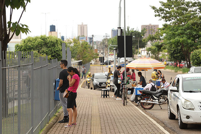 Ambulantes são notificados para se licenciar e procurar locais adequados para trabalhar em Porto Velho - Gente de Opinião