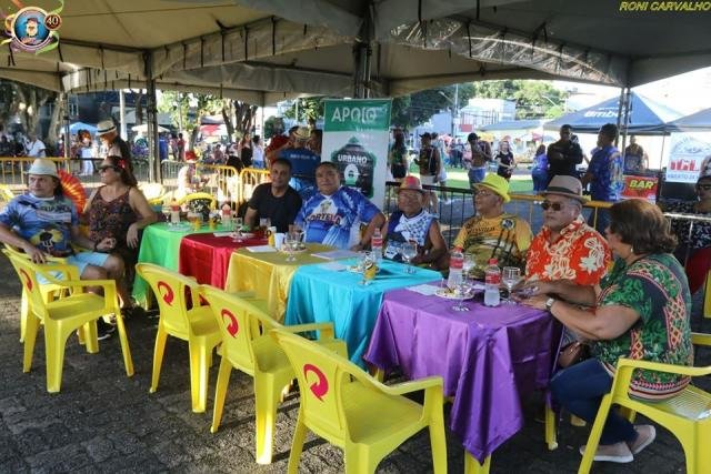 O dia que a Democracia mandou  a truculência pro Cuniã + A emocionante homenagem aos  compositores da Vai Quem Quer + Lenha na Fogueira - Gente de Opinião