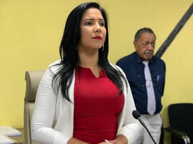 Vereadora Cristiane Lopes sugere que SEMFAZ suspenda cobranças de taxas para feirantes e comerciantes - Gente de Opinião