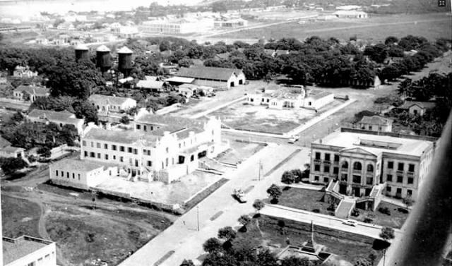 Cidade de Porto Velho em 1961; em primeiro plano o Palácio Presidente Vargas e o Porto Velho Hotel, atual Unir Centro - Gente de Opinião