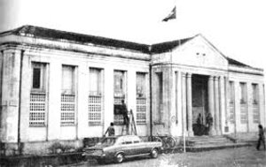 1964 - Fórum Ruy Barbosa, sede do judiciário no Território, normalmente com um juiz de Direito, que também atendia à Justiça em Guajará-Mirim, às vezes sem ter nenhum juiz   - Gente de Opinião
