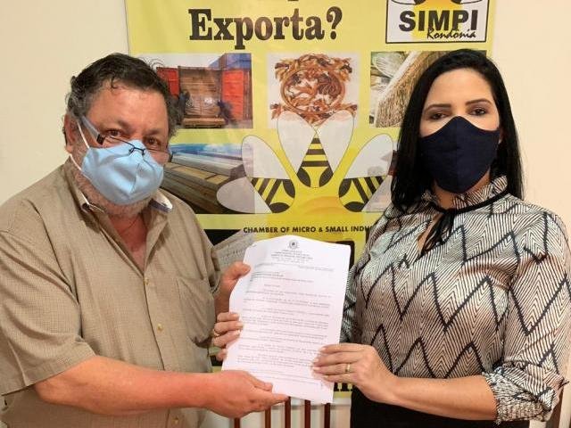 Vereadora Cristiane Lopes solicita apoio do Exército e Base Aérea para Hospital de Campanha - Gente de Opinião
