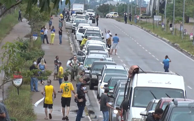 Setor produtivo faz protesto nas ruas pedindo a reabertura do comércio de Porto Velho - Gente de Opinião