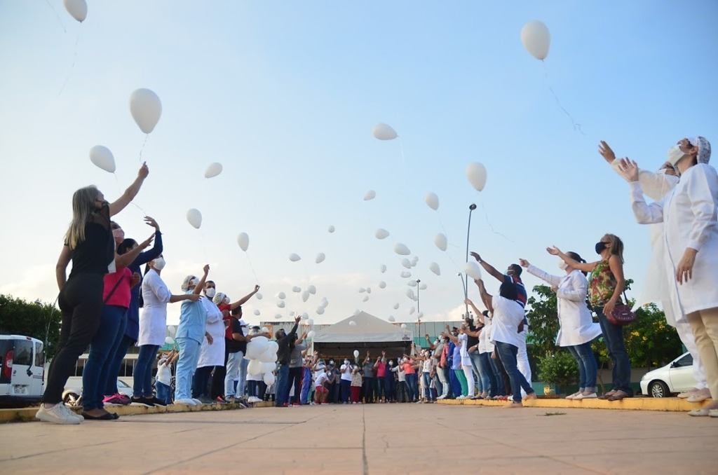 Homenagem a médico vítima de covid-19 mobiliza profissionais da Saúde em Vilhena - Veja as fotos  - Gente de Opinião