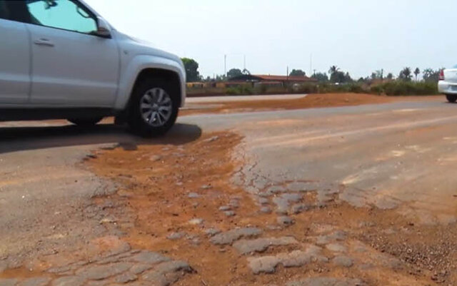 Trecho da BR-364 em Itapuã do Oeste coloca em risco a vida de motoristas - Gente de Opinião