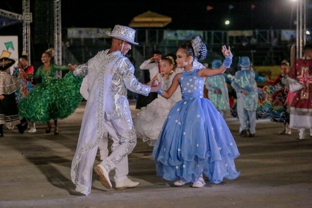 Lenha na Fogueira com a Iluminação Pública e a Lei Aldir Blanc - Gente de Opinião