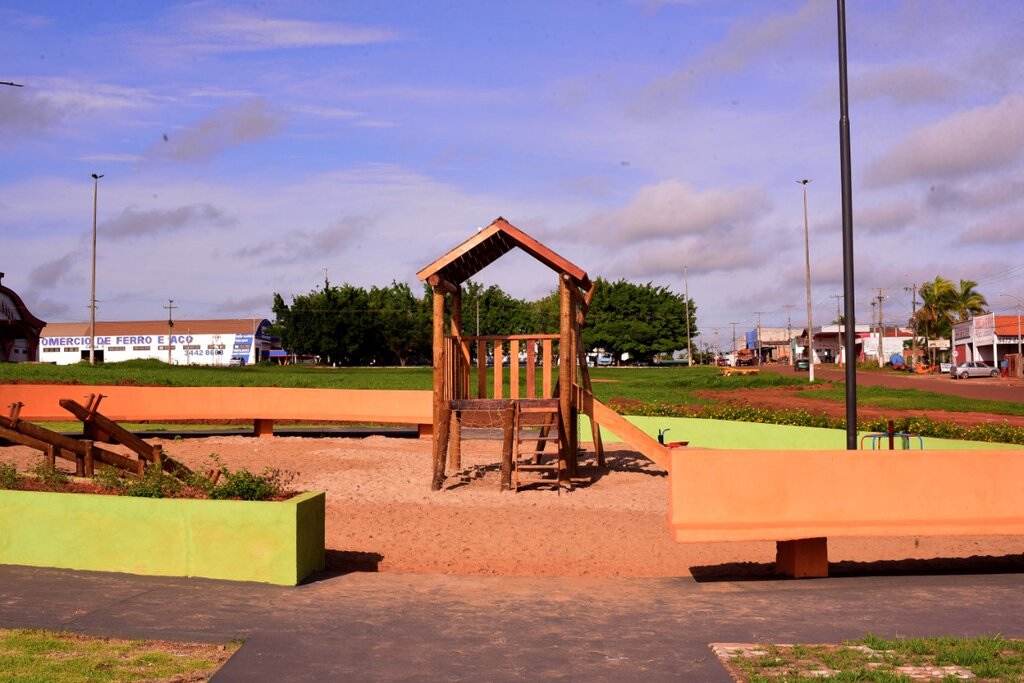 Inaugurada Praça em Rolim de Moura - Gente de Opinião