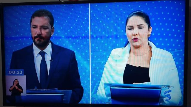 Lenha na Fogueira com a pesquisa Ibope e o debate da SIC TV - Gente de Opinião