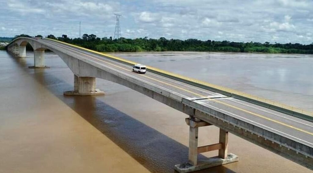 Lenha na Fogueira com Jair Bolsonaro inaugurou a famosa Ponte do Abunã - Gente de Opinião