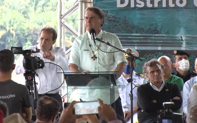 Na ponte do Abunã: Jair Bolsonaro diz que exército jamais irá restringir ir e vir do cidadão - Gente de Opinião