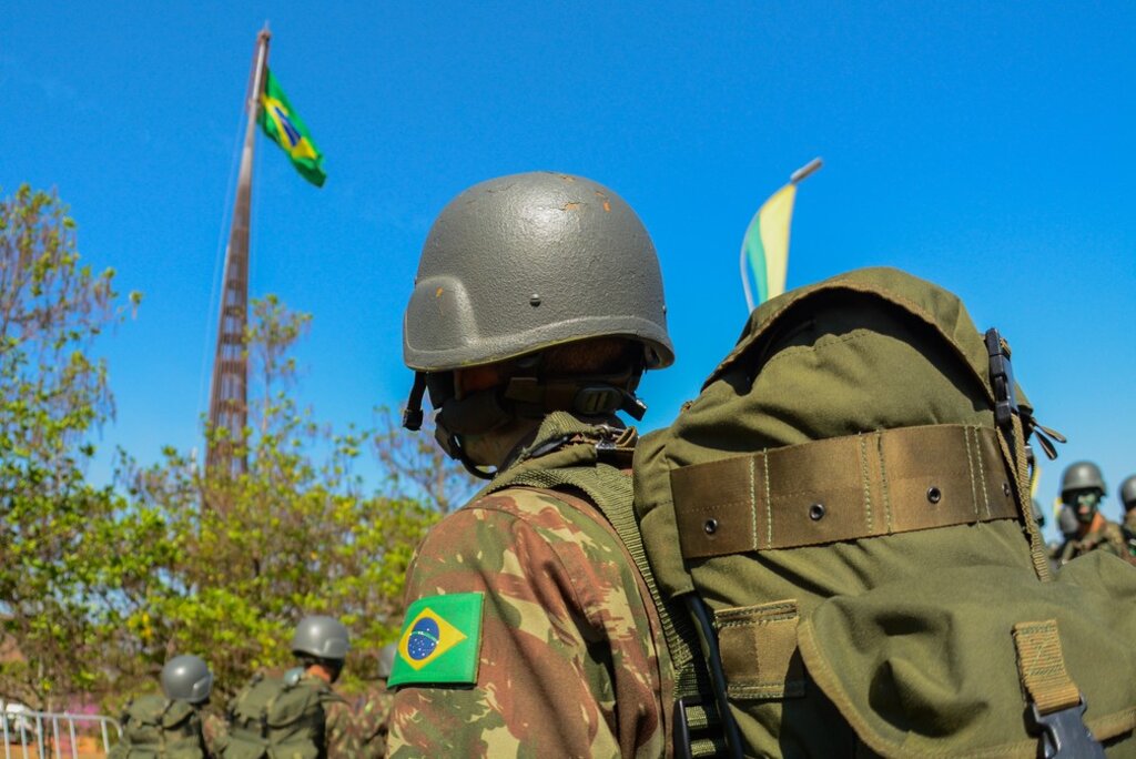 Vantagens de seguir carreira militar - Gente de Opinião