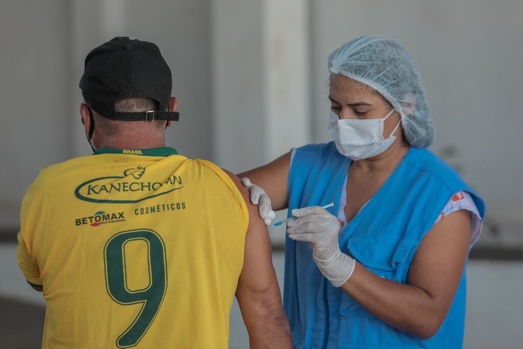 Município procura identificar e imunizar mais pessoas em situação de rua     - Gente de Opinião