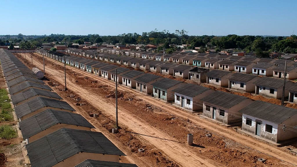 Prefeito Hildon Chaves visita obras do conjunto habitacional no bairro Socialista - Gente de Opinião