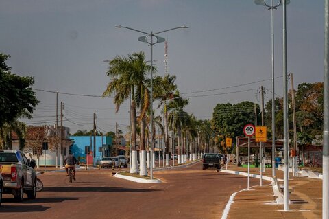 Em Pimenteiras do Oeste, Governo de Rondônia lança projetos “Tchau Poeira” e “Governo na Cidade”