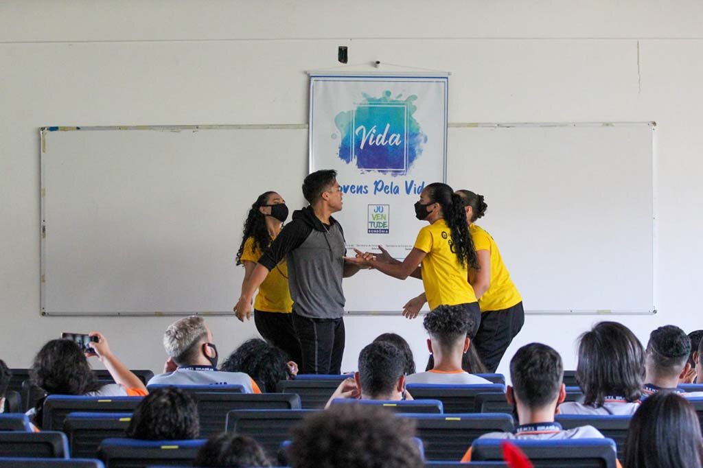Ação do projeto “Jovens Pela Vida” foi realizada na escola Brasília e reforçou a prevenção ao suicídio - Gente de Opinião