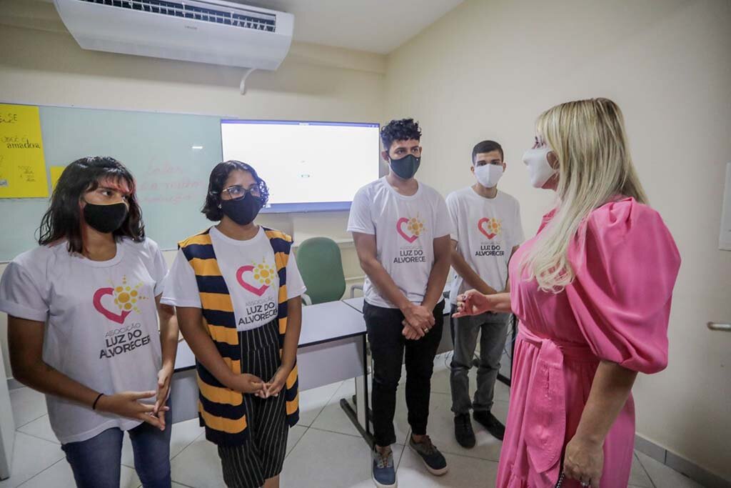 Sine Municipal de Porto Velho realiza cadastro de jovens na Associação Luz do Alvorecer - Gente de Opinião