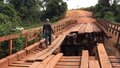 Moradores de União Bandeirantes pedem conserto da ponte