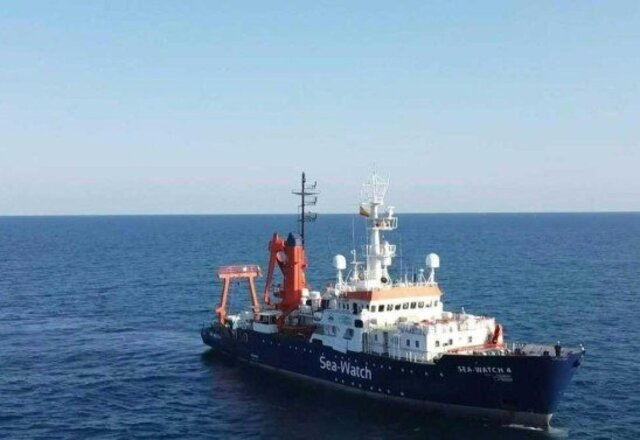 MSF encontra 10 mortos em barco de madeira à deriva no Mediterrâneo - Gente de Opinião