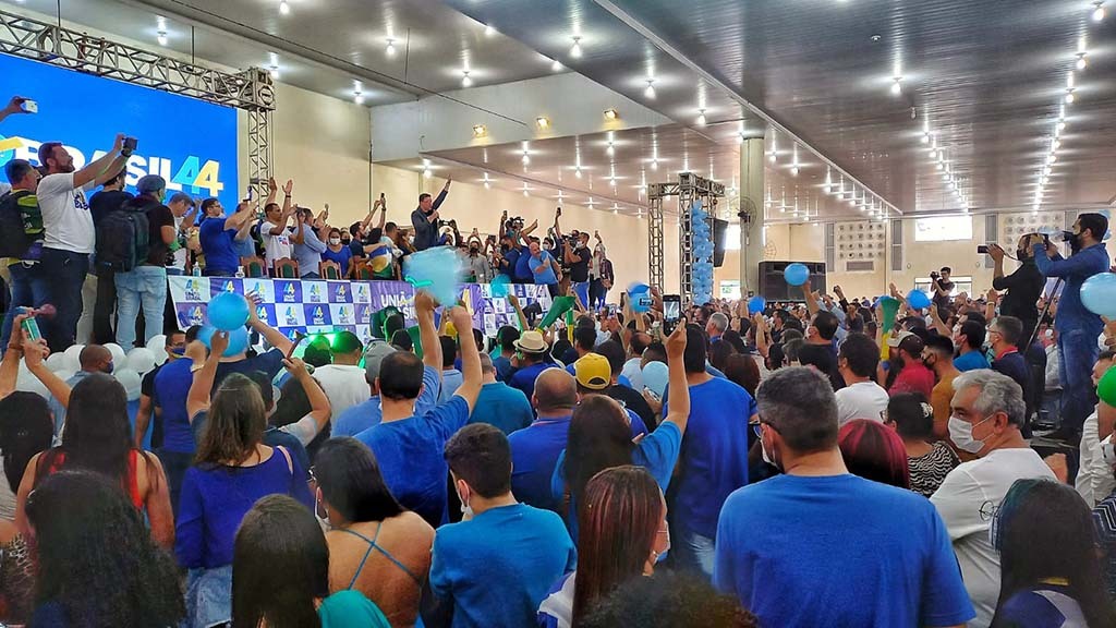 Marcos Rocha reúne multidão durante ato oficial de lançamento do União Brasil em Rondônia - Gente de Opinião