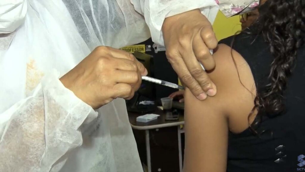 Cerca de 100 mil pessoas ainda resistem à vacinação em Porto Velho - Gente de Opinião