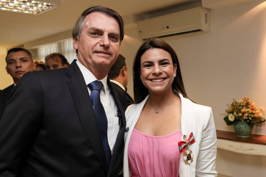 Deputada Mariana Carvalho acompanha Bolsonaro em visita do presidente a Porto Velho nesta quinta-feira - Gente de Opinião