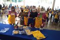 Porto Velho: alunos da Escola Rio Madeira recebem uniformes escolares
