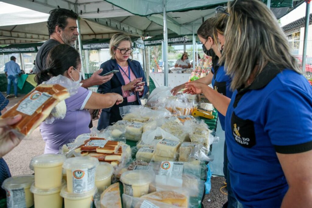 Ao todo, foram 17 agroindústrias familiares que participaram da exposição e puderam comercializar seus produtos - Gente de Opinião