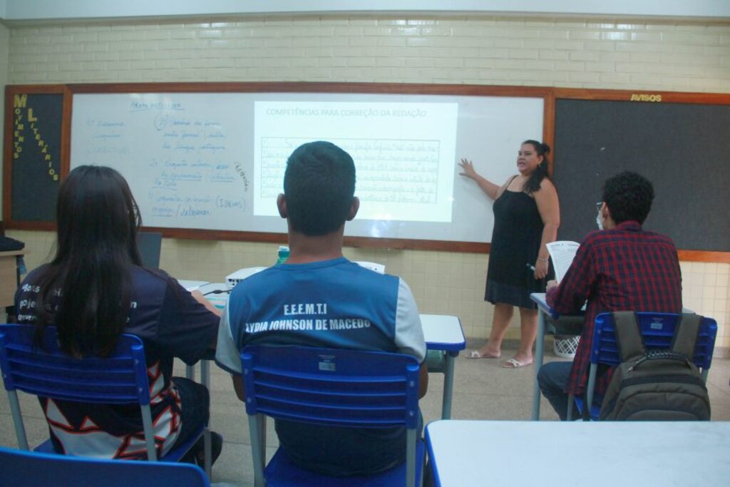 Com 240 alunos, a escola ajuda os estudantes em projetos de vida - Gente de Opinião