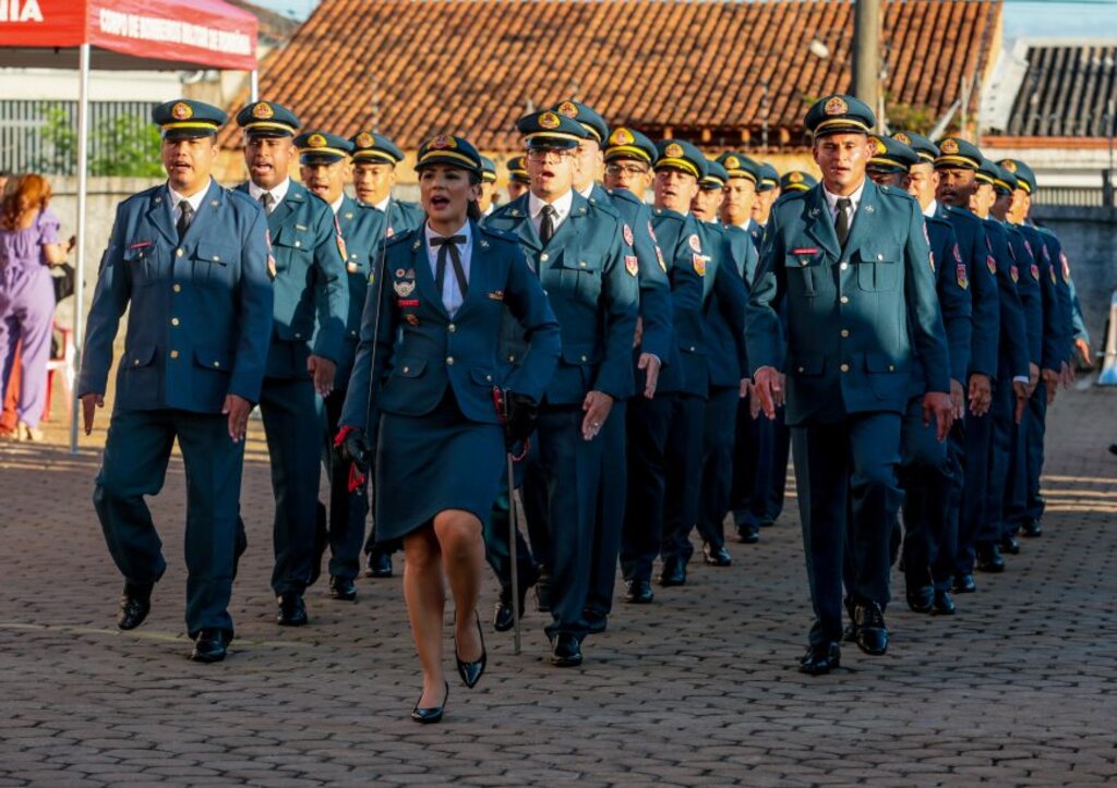 Foi a 17ª turma do Curso de Formação de Sargentos, que em meio as restrições causadas pela pandemia, continuou mantido à distância - Gente de Opinião