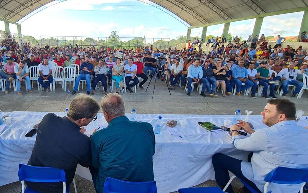 Audiência pública reúne população de Jacinópolis para discutir regularização de distrito - Gente de Opinião