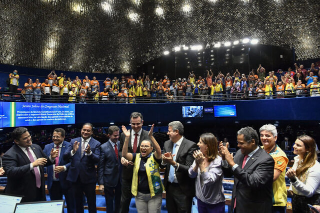 Mariana Carvalho celebra promulgação do piso salarial dos agentes de saúde﻿ - Gente de Opinião