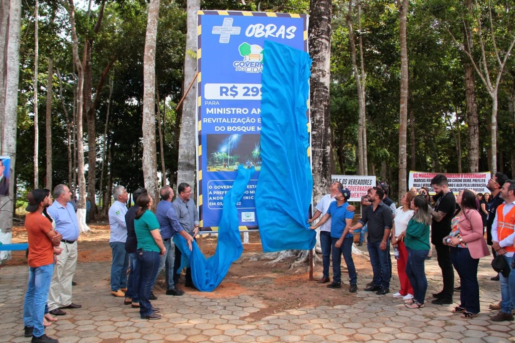 Em Ministro Andreazza, governador coronel Marcos Rocha assina Ordem de Serviço para iluminação da passarela do bosque municipal - Gente de Opinião