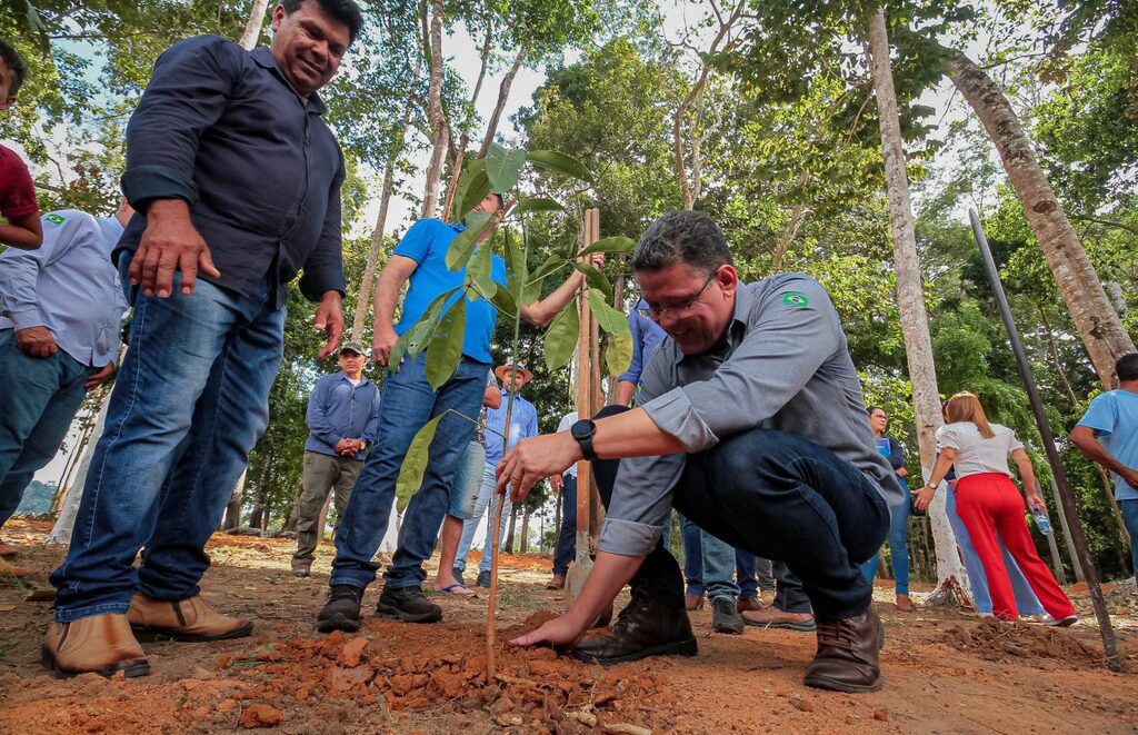 Obras do Governo em Cacoal e Ministro Andreazza são conferidas pelo governador coronel Marcos Rocha - Gente de Opinião