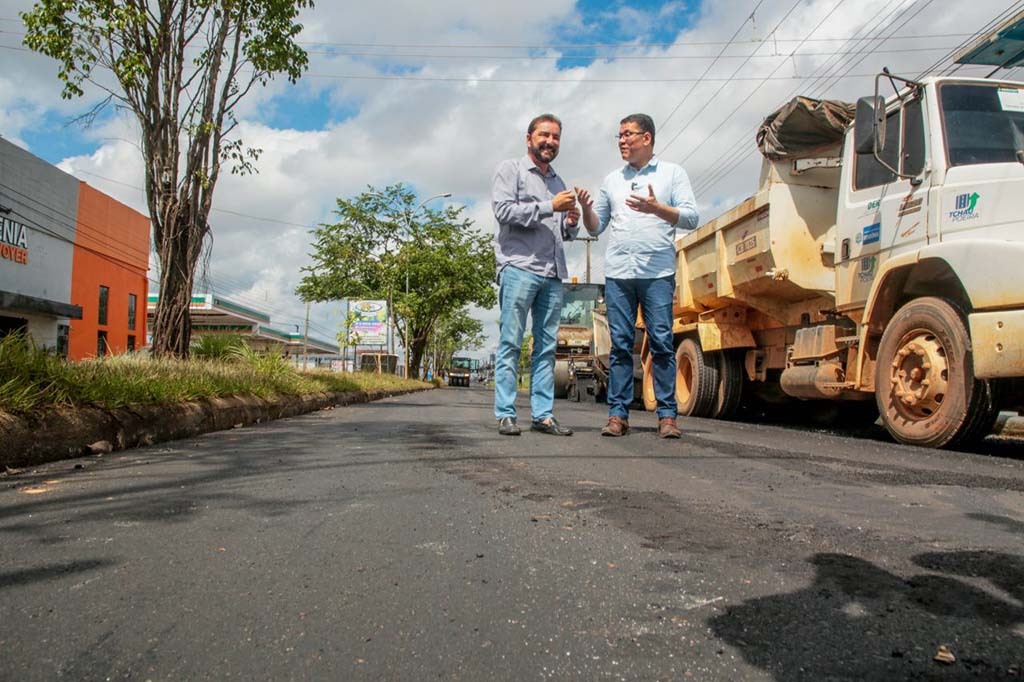 Coronel Marcos Rocha percorre ruas de Porto Velho para conferir serviço de melhorias e reforça ações do projeto “Tchau Poeira” - Gente de Opinião