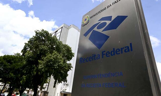 Autorizado concurso público com 699 vagas para a Receita Federal - Gente de Opinião