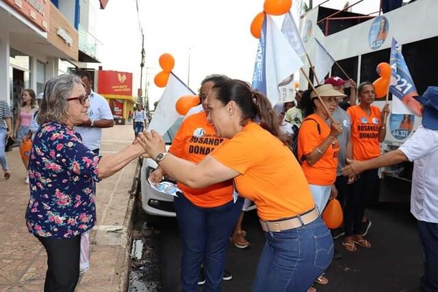 Rosangela Donadon coroa campanha com forte manifestação popular - Gente de Opinião
