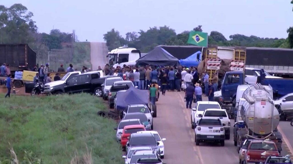 Com bloqueios, cidades do interior de Rondônia sinalizam desabastecimento - Gente de Opinião