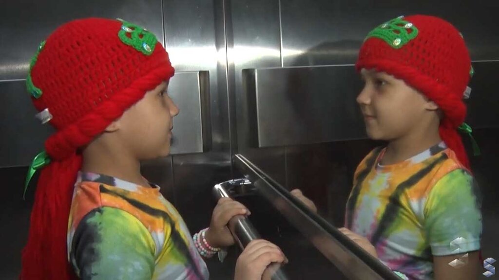 Toucas e perucas para aumentar autoestima de crianças com câncer - Gente de Opinião