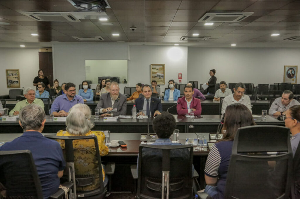 Reunião entre a equipe do governo de Rondônia e a Missão Internacional da República Dominicana, realizada na tarde desta sexta-feira, 20 - Gente de Opinião