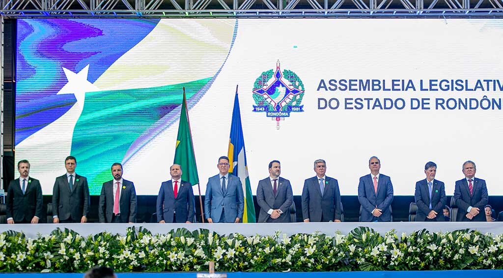 Solenidade marcou a posse dos 11 deputados reeleitos e dos 13 eleitos para o mandato de quatro anos - Gente de Opinião