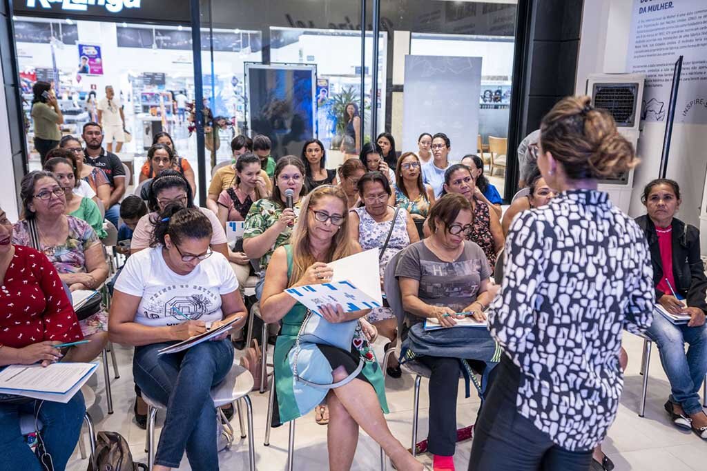 Mulheres participam de oficina sobre educação financeira em Porto Velho - Gente de Opinião
