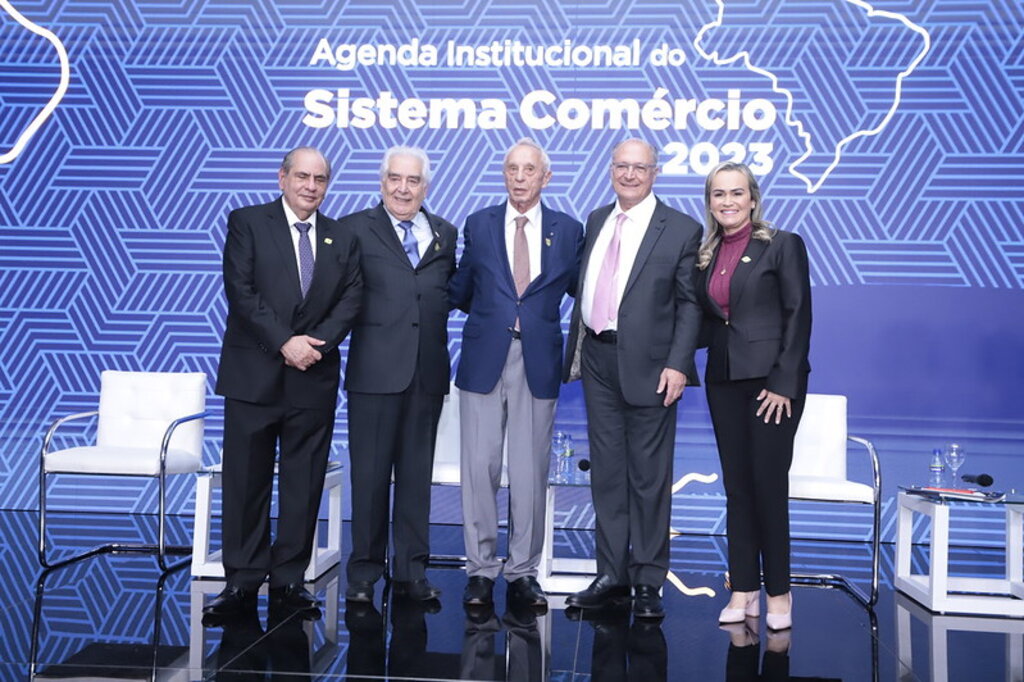 Em evento da CNC, vice-presidente Geraldo Alckmin defende diferenciação de alíquotas para não penalizar setor terciário com a reforma tributária - Gente de Opinião