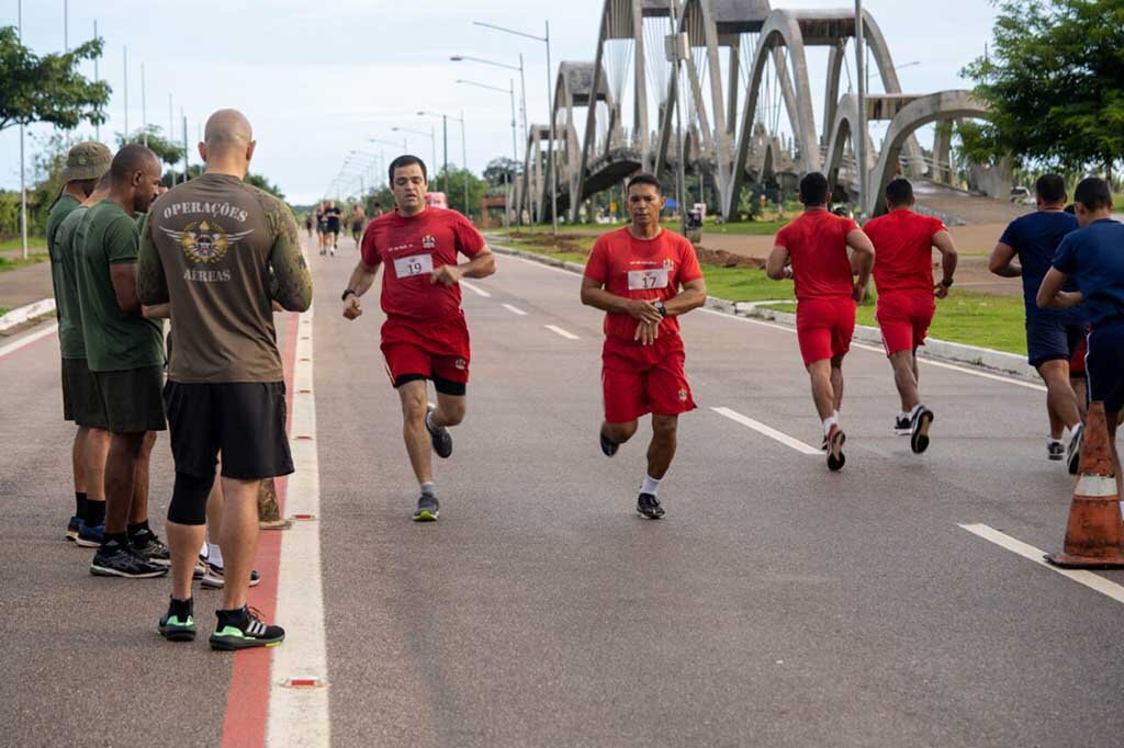 Realização do teste físico, corrida de 3km - Gente de Opinião