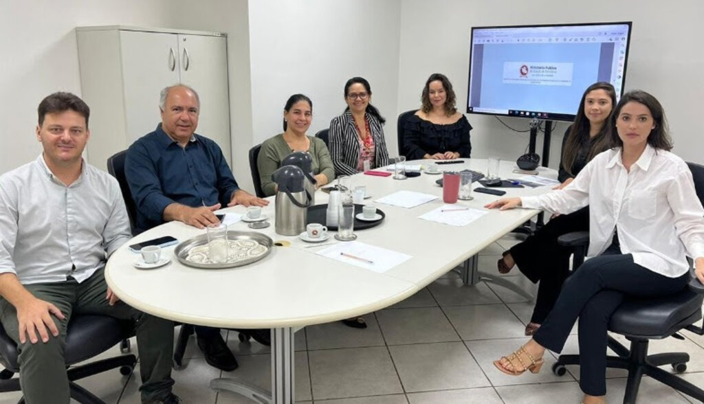 Integrantes da Força-Tarefa do Transporte Escolar Fluvial do MP mantêm monitoramento do atendimento nas comunidades ribeirinhas - Gente de Opinião